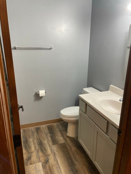 Building Photo - 110 N Minnesota St