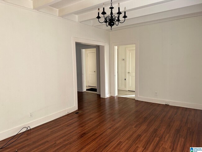 Building Photo - 4a S Church Ave