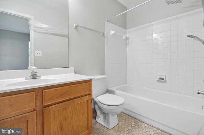 Building Photo - 1414 Flatwood Ct