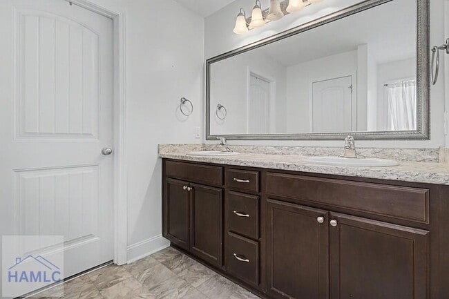 Building Photo - 906 Rachel Ln