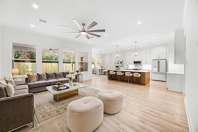 Building Photo - 18211 Polo Meadow Dr