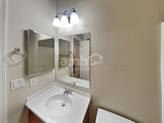 Building Photo - 11221 W Coronado Rd