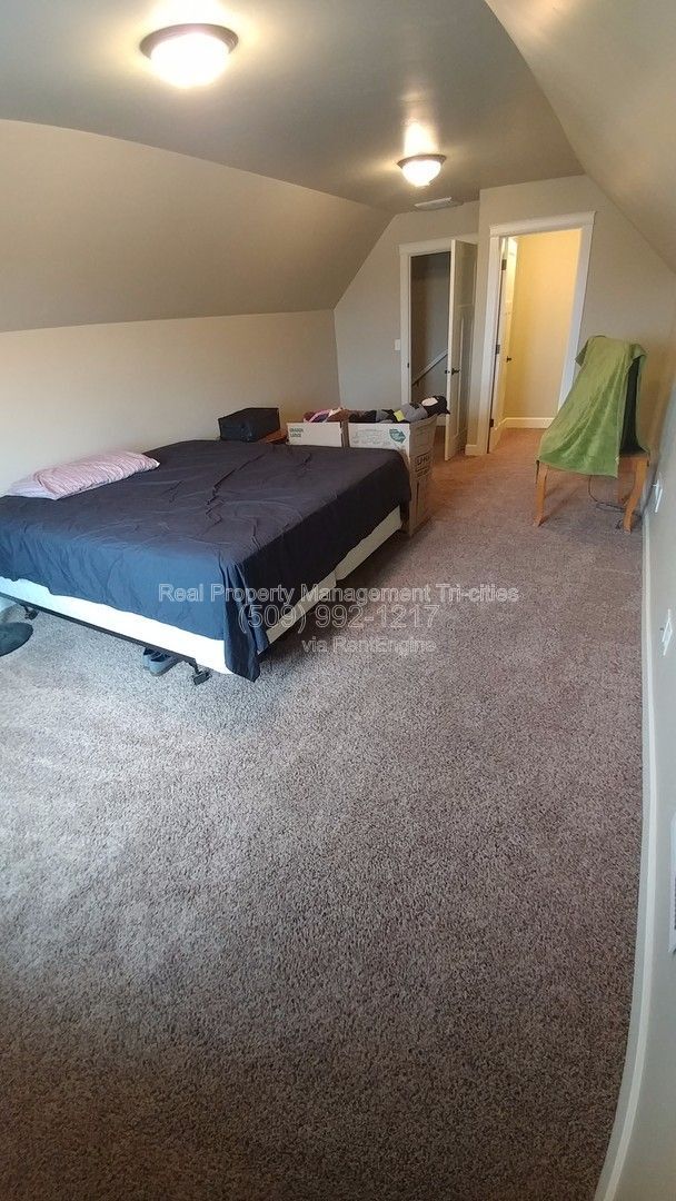 Building Photo - 605 Pradera Ct