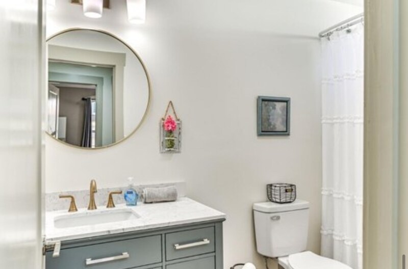 Building Photo - 107 Caldwell St