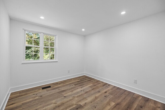 Building Photo - 7120 Clear Crossing Ln
