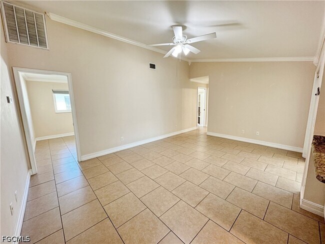 Building Photo - 1311 SE 30th Terrace