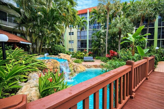 Building Photo - 5300 NE 24th Terrace