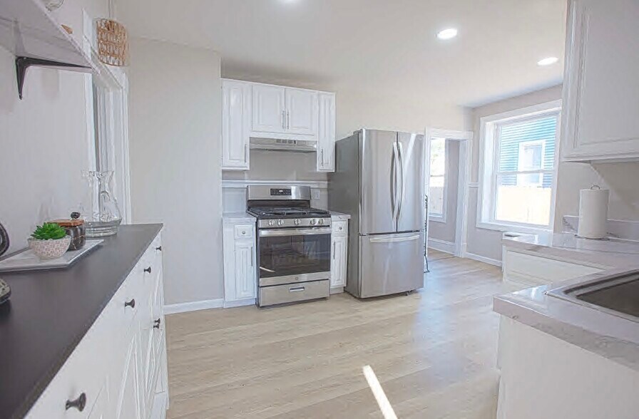 Kitchen - 31 Florence St