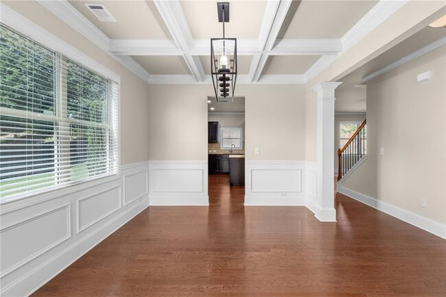 Building Photo - 2340 Cain Cir