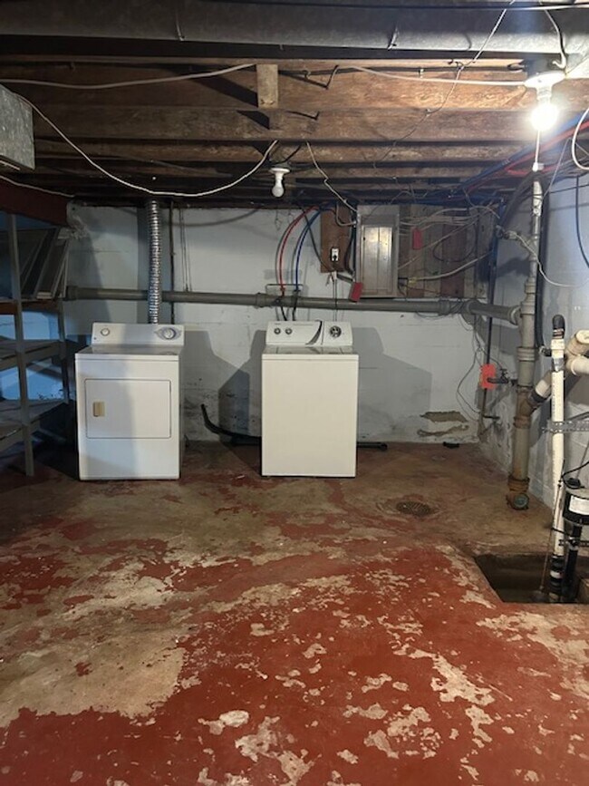 Building Photo - So Much Space - Inside and Out! 3 Bedroom,...