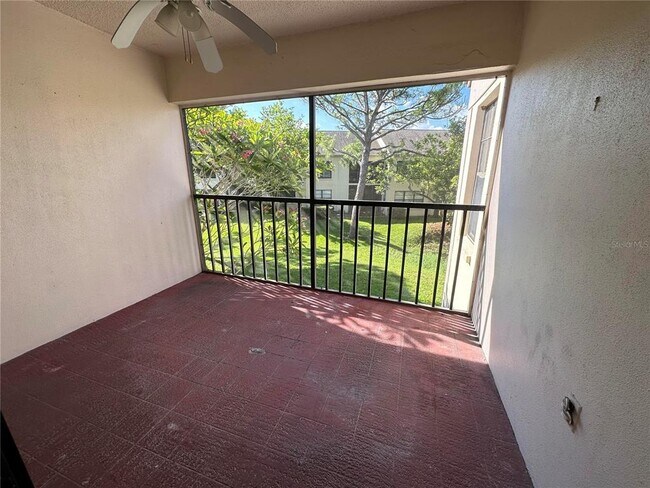 Building Photo - 2450 Heron Terrace