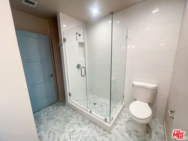 Building Photo - 1241 N Crescent Heights Blvd