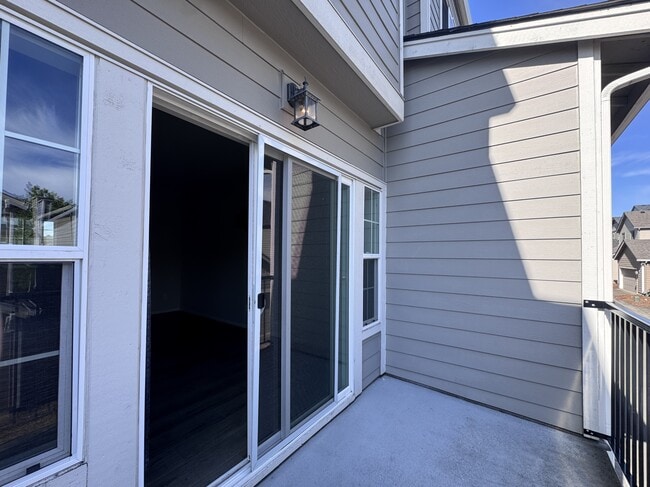 Building Photo - 15154 NW Fig Ln