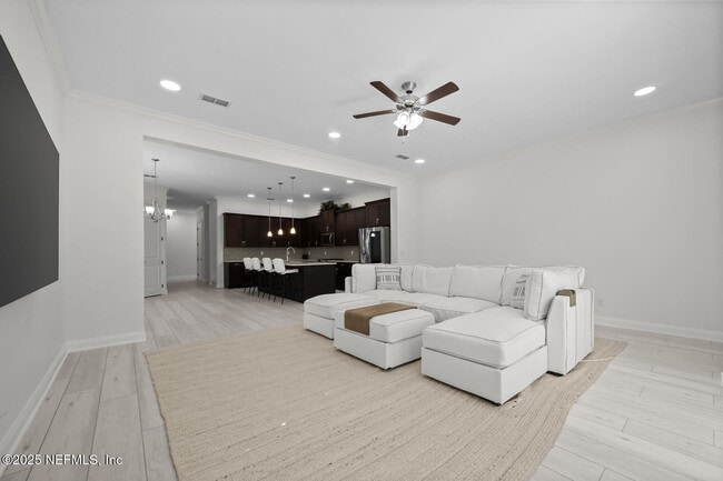 Building Photo - 8849 Pallazzo Terrace