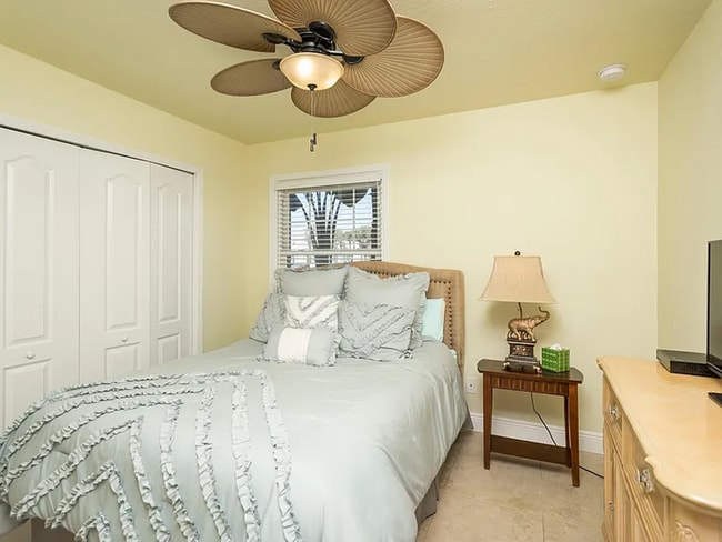 Building Photo - Stunning 2/1 available now at Waterside at Coqunia Key!