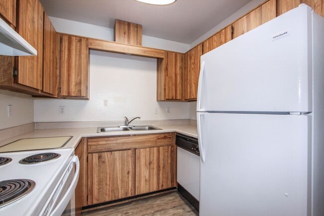 Building Photo - 7159 E Silverlode Dr