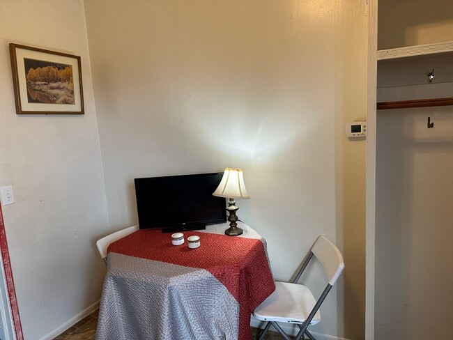 Building Photo - 131 Crowley Lake Dr