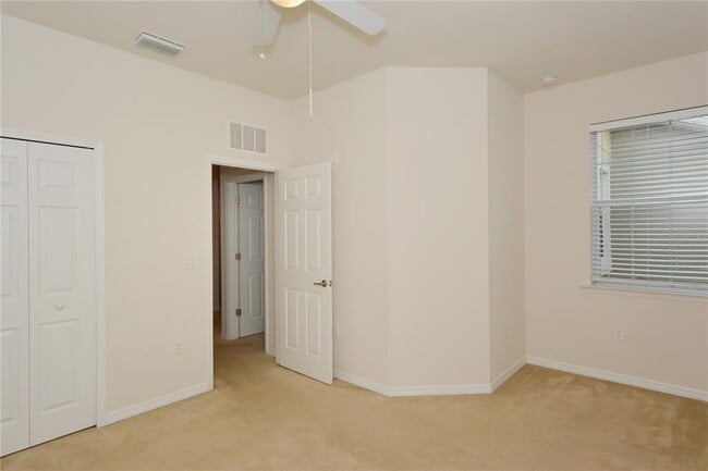 Building Photo - 7930 Moonstone Dr