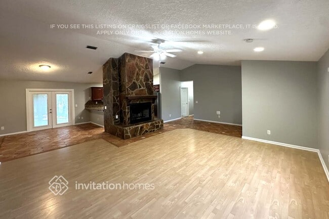 Building Photo - 5241 110th Ave N