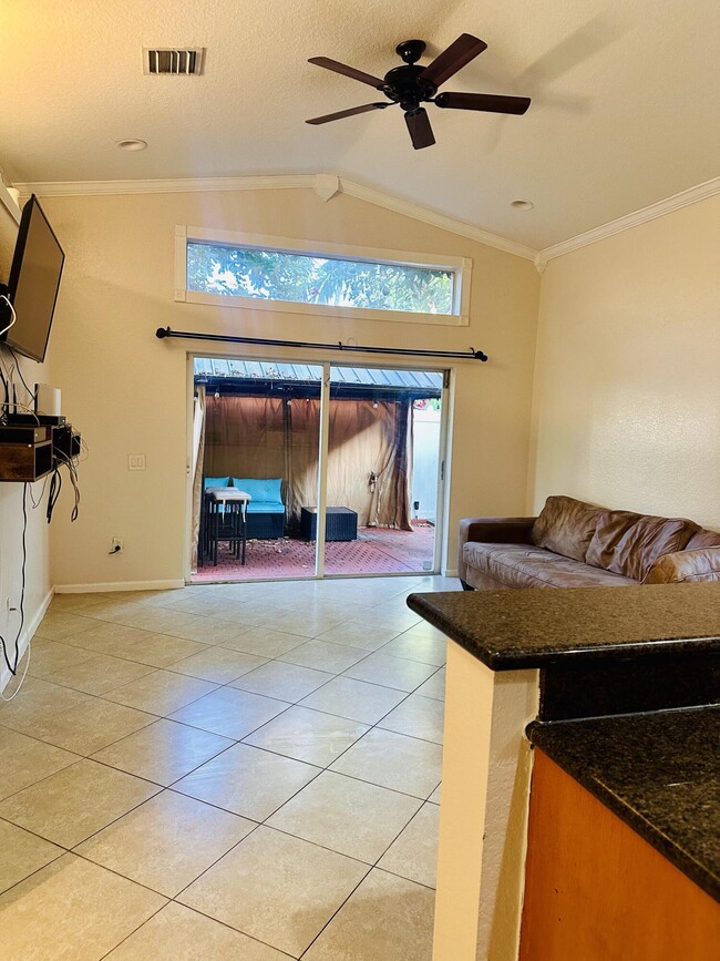 Building Photo - 5200 Rising Comet Ln