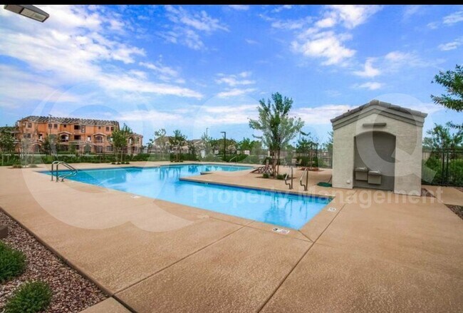 Building Photo - 1255 N Arizona Ave