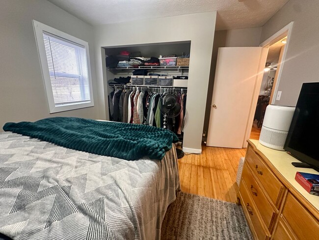 Building Photo - Charming Home in Radford