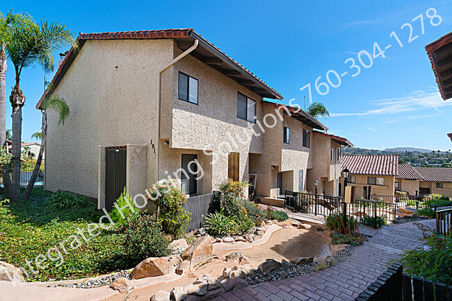 Building Photo - 1915 Estrella De Mar Ct