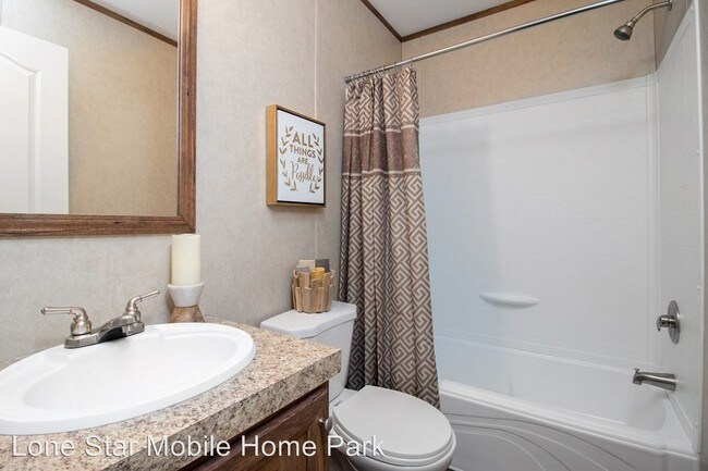 Building Photo - 4701 E Rice St