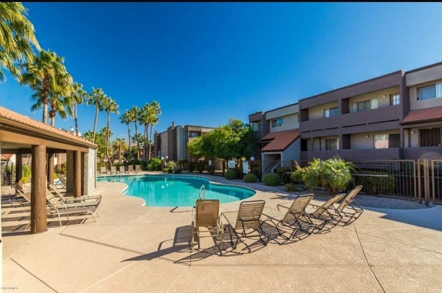 Building Photo - 1645 W Baseline Rd