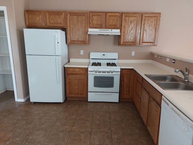 Building Photo - Great 3 Bedroom Home Off Mesa Grande