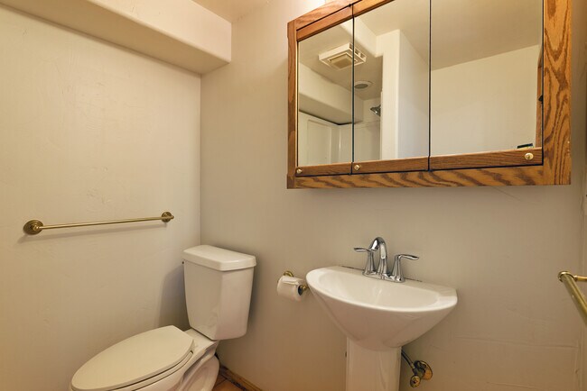 Building Photo - 311 Midland Ave