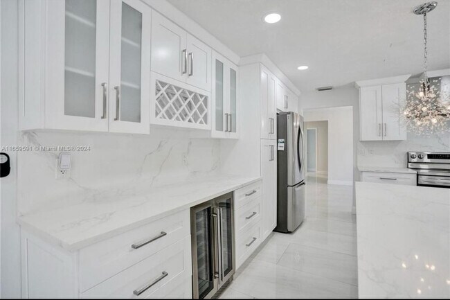 Building Photo - 11280 NW 40th St