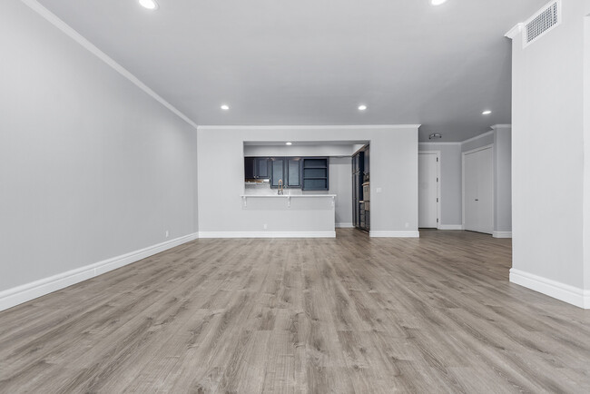 Dining Room - 1260 S Beverly Glen Blvd