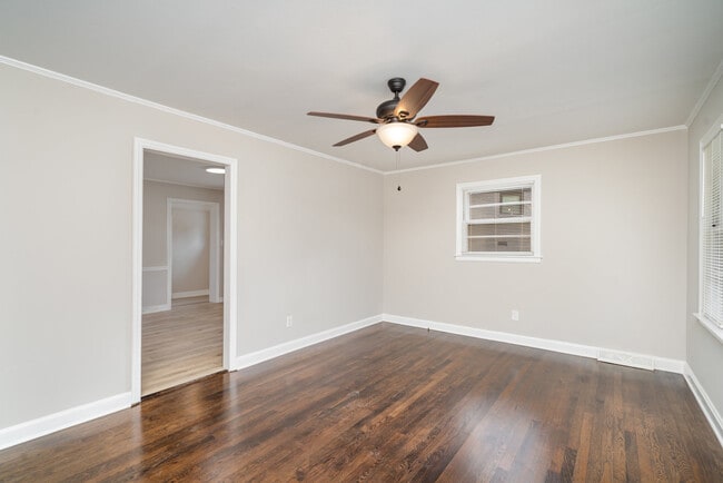 Building Photo - 3634 Carlyle Dr