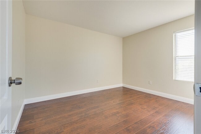 Building Photo - 5055 W Hacienda Ave