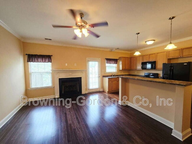 Building Photo - 735 Tulip Grove Rd