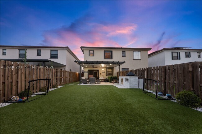 Building Photo - 25511 SW 108th Ct