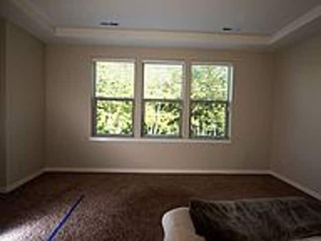 Building Photo - Charming Custom Camas Home in Gated Community