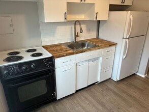 Building Photo - 14233 Triskett Rd