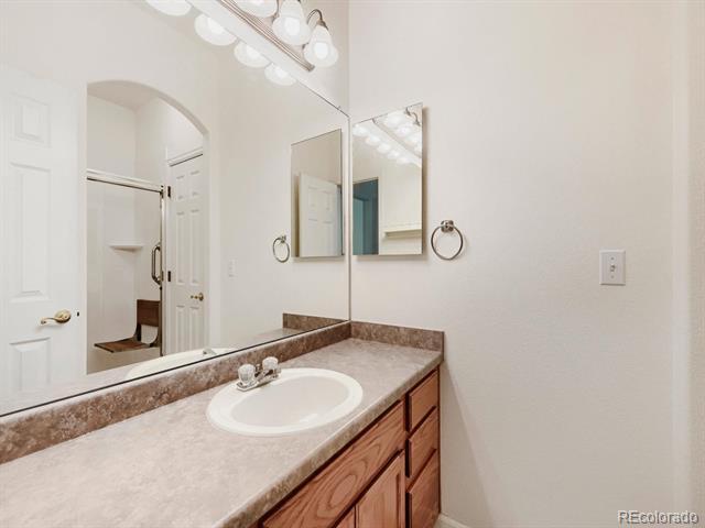 Building Photo - 13692 Plaster Cir