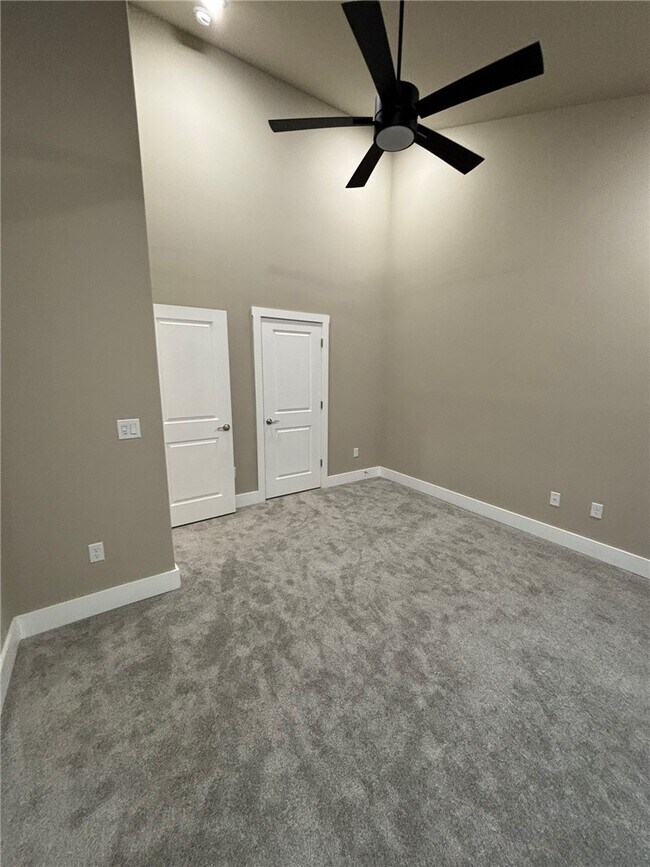 Building Photo - 470 Azurite Rd