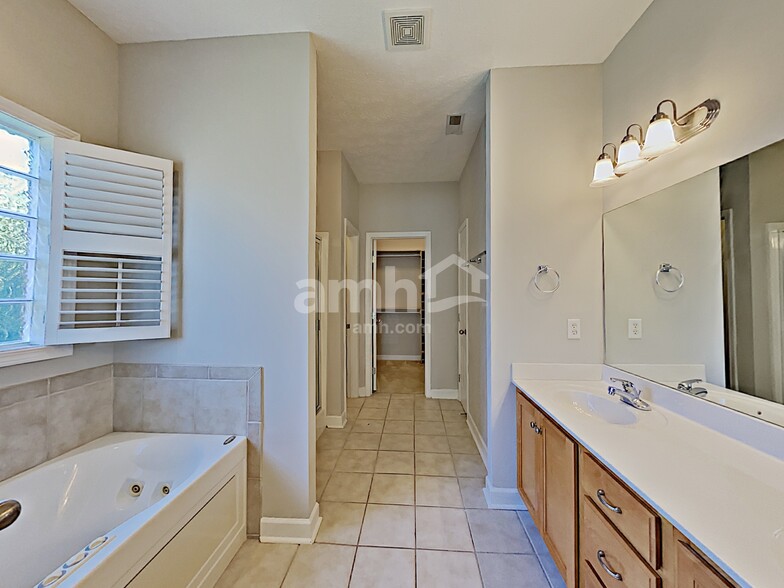 Building Photo - 4662 Forsman Ct