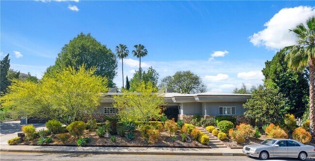 Building Photo - 20283 Lorenzana Dr