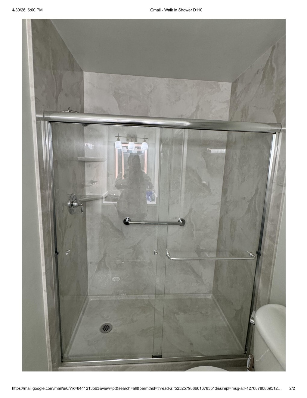Wal k - In Showers - 2801 N Los Felices Cir E