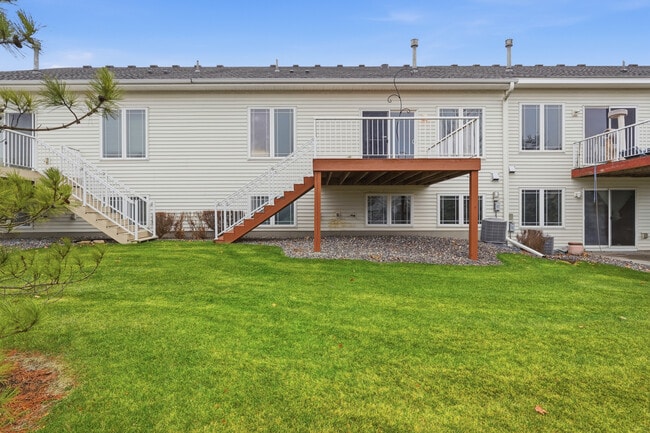 Building Photo - 6368 Manchester Ave NE