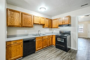 Building Photo - Margret Court