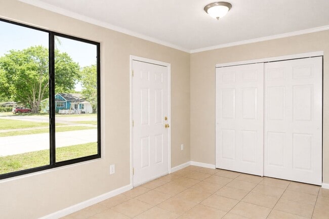 Building Photo - 3 Bedroom, 1 Bathroom Home for Rent in Largo!