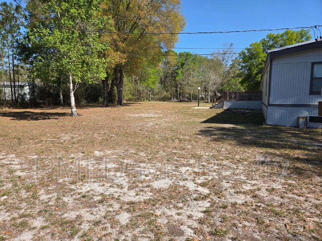 Building Photo - 2288 Amarylis Ave