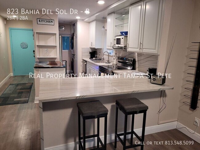 Building Photo - 823 Bahia Del Sol Dr