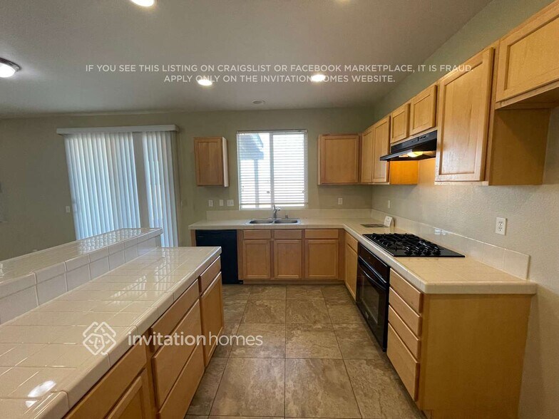 Building Photo - 38317 Antibes Dr